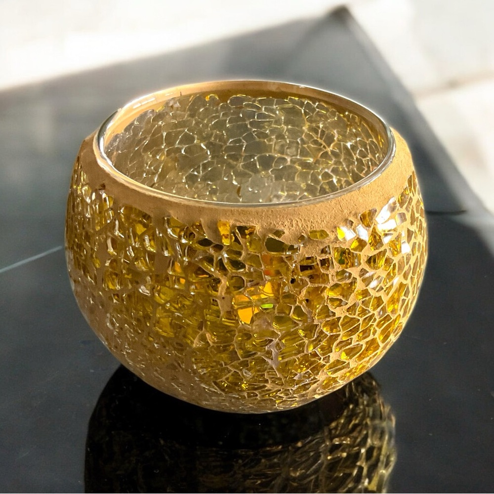 💖 Gold Mosaic Glass Candle Holder – Warm Glow 💖